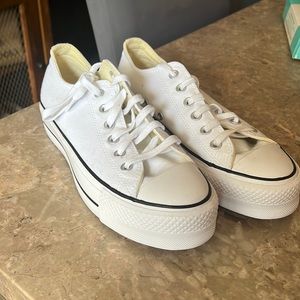 Platform Size 8 Converse